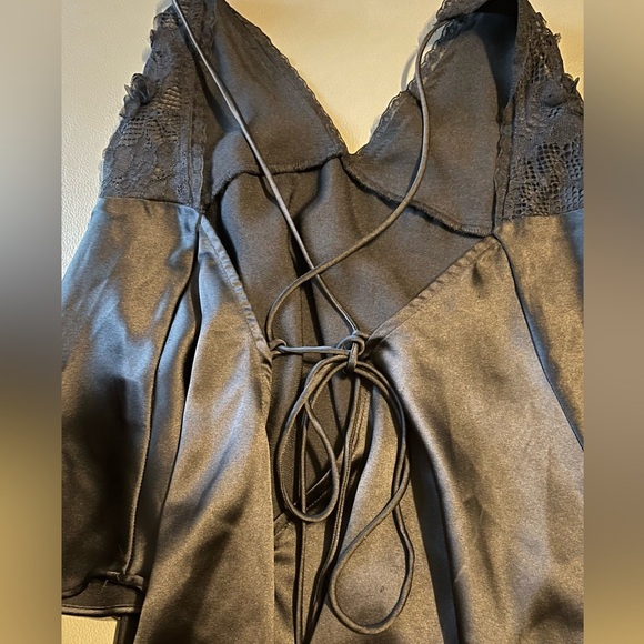 NWT ZARA SATIN LACE EMBROIDERY TOP SIZE XXL - Picture 12 of 15